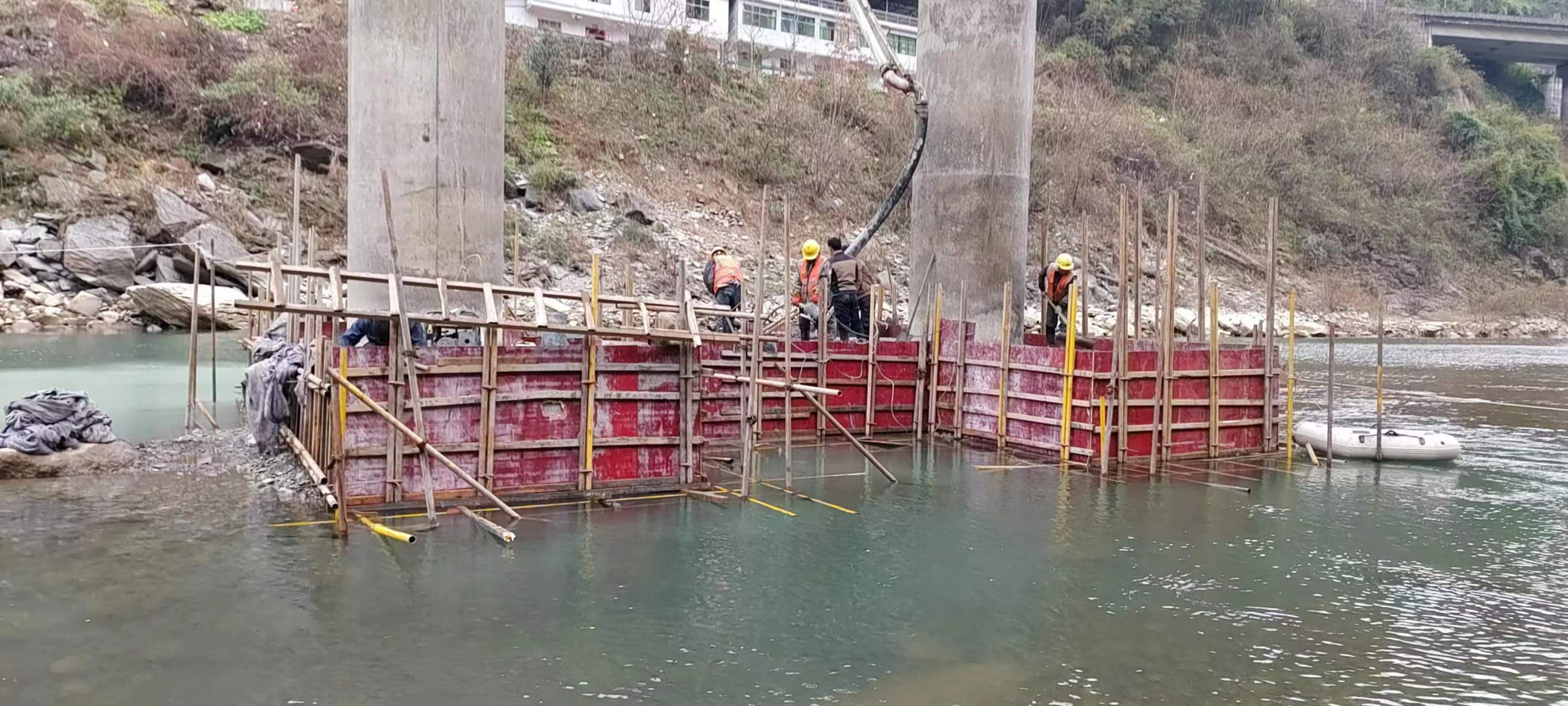 龙岩水利工程施工中堤坝渗漏原因以及防渗加固技术